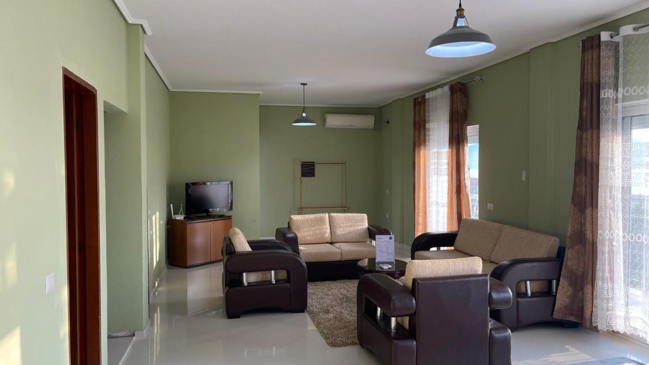 Azure Apartments By Kondo Stays Vlorë Buitenkant foto