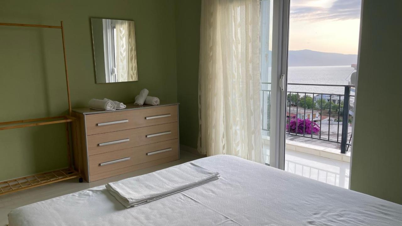 Azure Apartments By Kondo Stays Vlorë Buitenkant foto