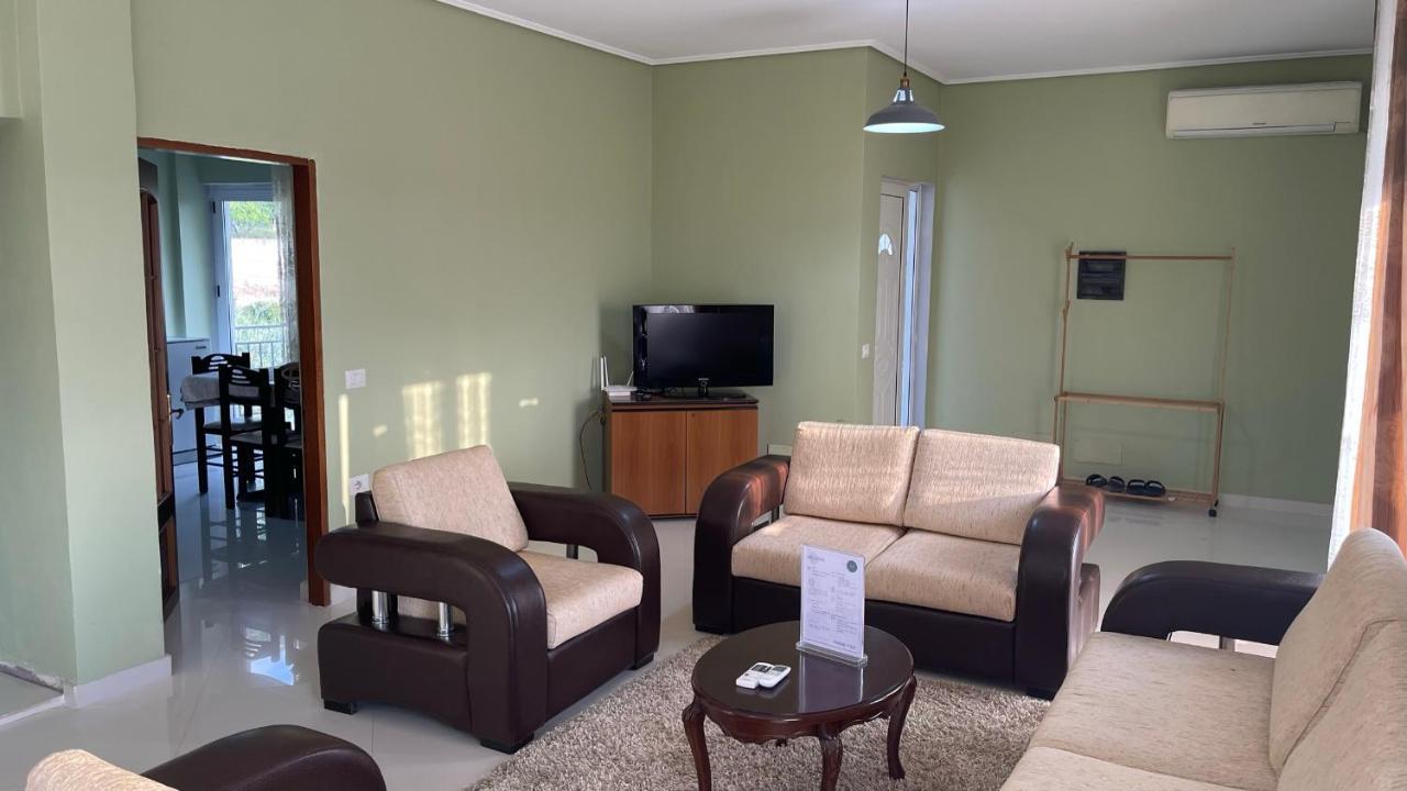 Azure Apartments By Kondo Stays Vlorë Buitenkant foto