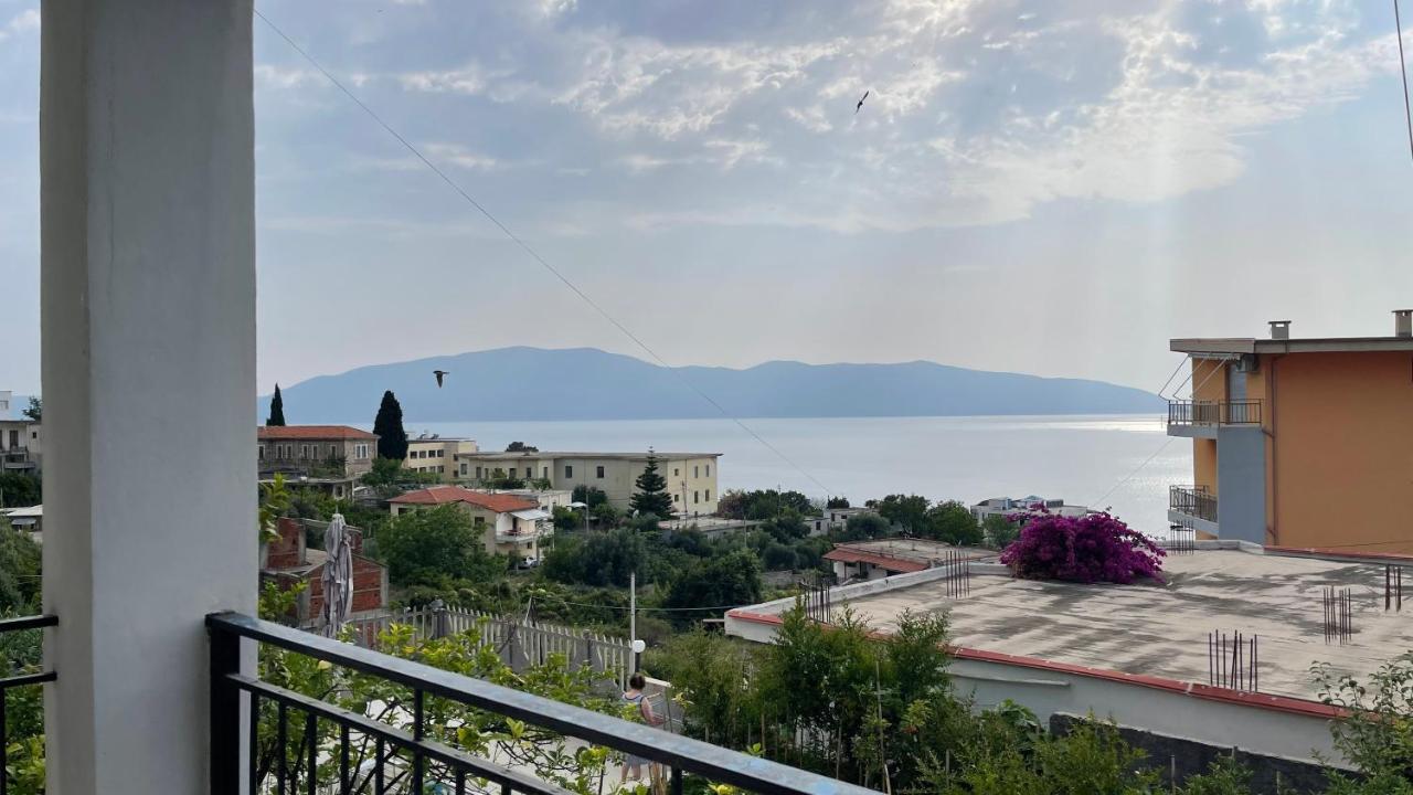 Azure Apartments By Kondo Stays Vlorë Buitenkant foto